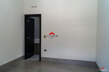 Casa &agrave; venda - 110m&sup2; - Jardim Cima