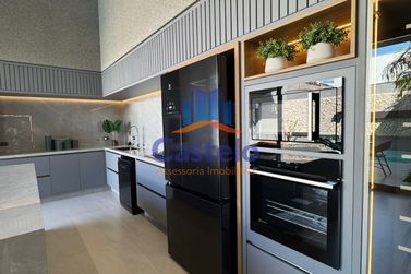 Casa &agrave; venda - 260m&sup2; - RESIDENCIAL EURO PARK