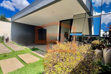 Casa &agrave; venda - 261m&sup2; - Zona II