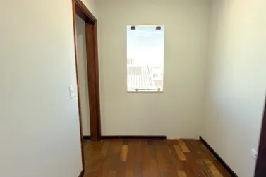 Sobrado &agrave; venda - 376m&sup2; - Zona I