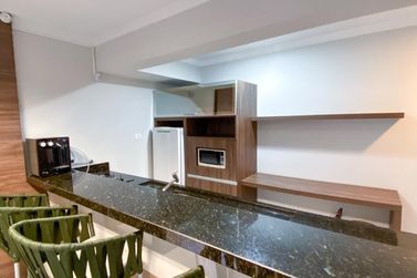 Sala Comercial &agrave; venda - 241m&sup2; - Zona I