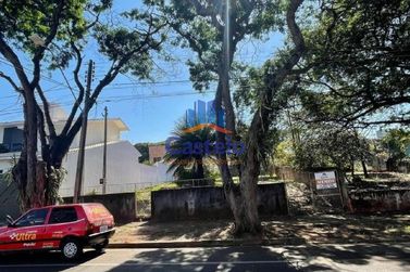 Terreno &agrave; venda - 560m&sup2; - Zona II