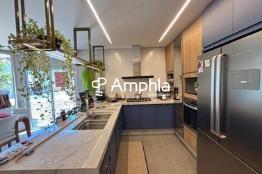 Casa &agrave; venda - 214m&sup2; - Recanto Tropical
