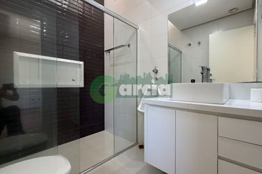 Casa &agrave; venda - 242m&sup2; - ZONA II