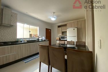 Casa &agrave; venda - 100m&sup2; - Jardim Canad&aacute;