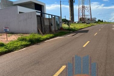 Casa &agrave; venda - 120m&sup2; - JARDIM PORTUGU&Ecirc;S