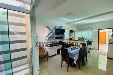 Casa &agrave; venda - 191m&sup2; - Pra&ccedil;a 7 de Setembro, Zona 05