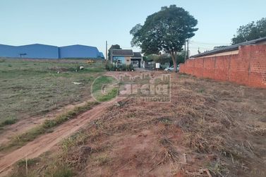 Terreno &agrave; venda - 330m&sup2; - Parque Bonfim