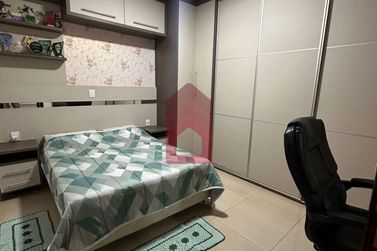 Casa &agrave; venda - 150m&sup2; - Jardim Colibri