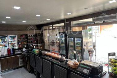 Sobrado &agrave; venda - 600m&sup2; - Centro