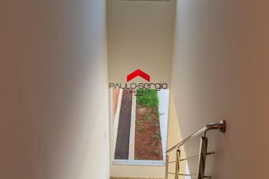 Casa &agrave; venda - 185m&sup2; - Zona Armaz&eacute;m