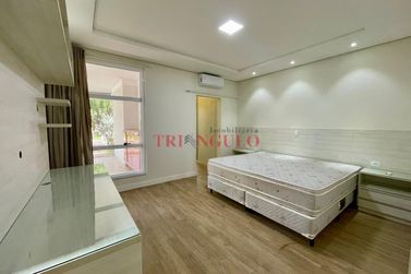 Casa &agrave; venda - 180m&sup2; - JARDIM ALPHAVILE