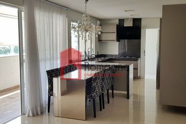 Apartamento &agrave; venda - 126m&sup2; - Zona I