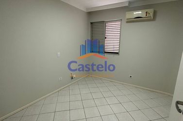 Apartamento &agrave; venda - 70m&sup2; - ZONA II