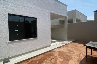 Casa &agrave; venda - 105m&sup2; - jardim Lopes