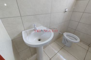 Sal&atilde;o Comercial para alugar - 214m&sup2; - JARDIM IMIGRANTES