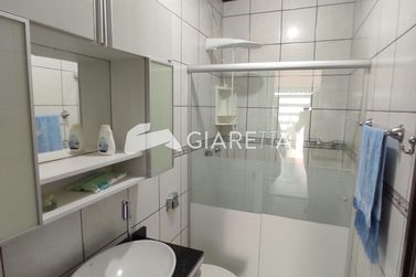 Casa &agrave; venda - 180m&sup2; - JARDIM GISELA