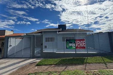 Casa &agrave; venda - 150m&sup2; - Parque Alto da Paran&aacute;