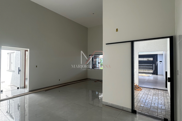 Casa &agrave; venda - 123m&sup2; - Jardim Cima