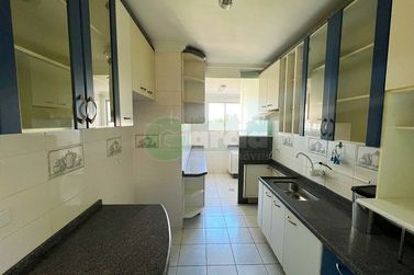 Apartamento &agrave; venda - 74m&sup2; - Zona I