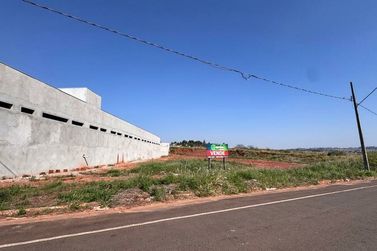 Terreno &agrave; venda - 2200m&sup2; - Parque Residencial Interlagos II