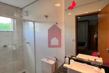 Sobrado &agrave; venda - 215m&sup2; - Centro