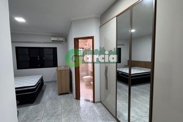 Casa &agrave; venda - 239m&sup2; - Zona I-A