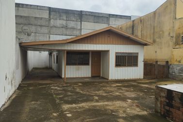 Casa para alugar - 100m&sup2; - Jardim Panorama