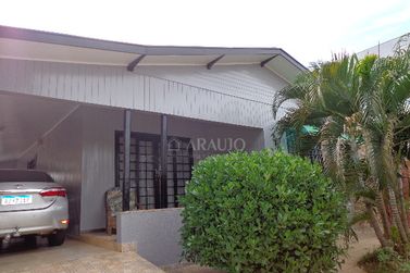 Casa &agrave; venda - 330m&sup2; - Jardim Panorama