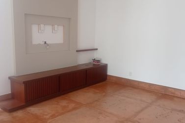 Casa &agrave; venda - 332m&sup2; - Zona V