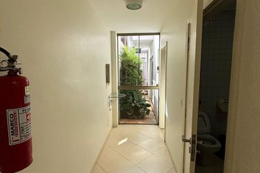 Sal&atilde;o Comercial &agrave; venda - 345m&sup2; - Zona I