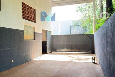Sal&atilde;o Comercial para alugar - 720m&sup2; - Jardim Santiago