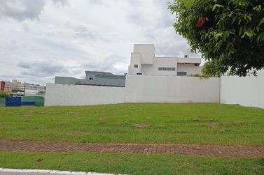 Terreno &agrave; venda - 432m&sup2; - Parque Residencial Interlagos