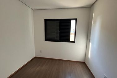 Apartamento &agrave; venda - 195m&sup2; - Zona I