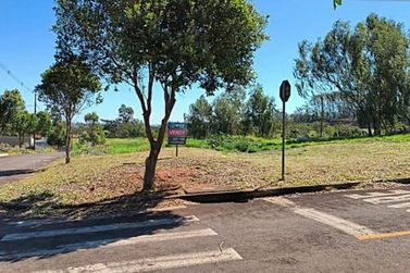 Terreno &agrave; venda - 324m&sup2; - Parque Residencial Viena III