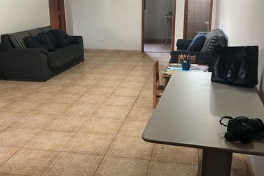 Ch&aacute;cara &agrave; venda - 47600m&sup2; - Pr 323