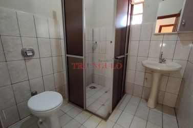 Casa para alugar - 182m&sup2; - JARDIM BELVEDERE