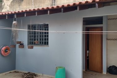 Casa para alugar - 100m&sup2; - Jardim Alphaville