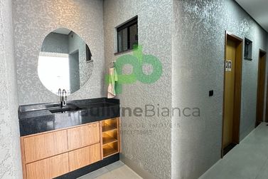 Sal&atilde;o Comercial &agrave; venda - 150m&sup2; - ZONA VII