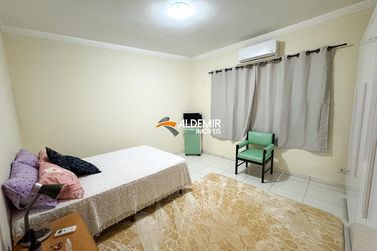 Casa &agrave; venda - 130m&sup2; - Jardim Villa Romana