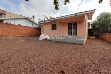 Casa &agrave; venda - 200m&sup2; - JARDIM SANTA MARIA