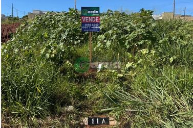 Terreno &agrave; venda - 265m&sup2; - Jardim Izaura