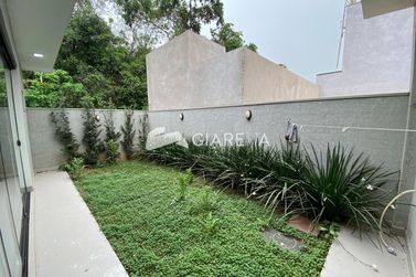 Casa &agrave; venda - 103m&sup2; - VILA BECKER
