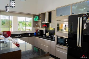 Ch&aacute;cara &agrave; venda - 350m&sup2; - Estrada Jaborandi