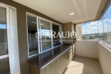 Apartamento &agrave; venda - 126m&sup2; - Edif&iacute;cio Villa Lobos - ZONA I