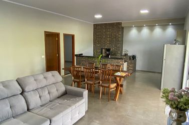 Ch&aacute;cara &agrave; venda - 40m&sup2; - -