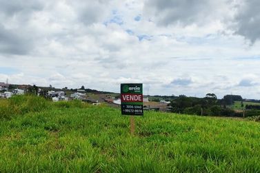 Terreno &agrave; venda - 302m&sup2; - Parque Residencial Metropolitano