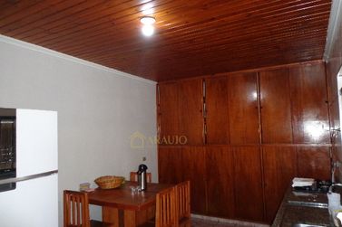 Casa &agrave; venda - 236m&sup2; - Zona I