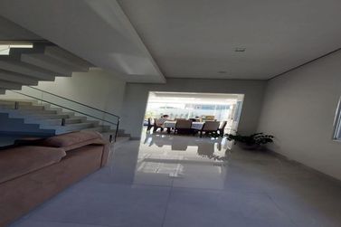 Sobrado &agrave; venda - Zona VII