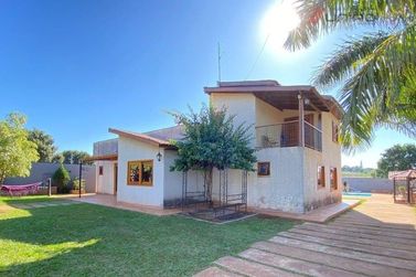 Casa &agrave; venda - 420m&sup2; - Zona I-a